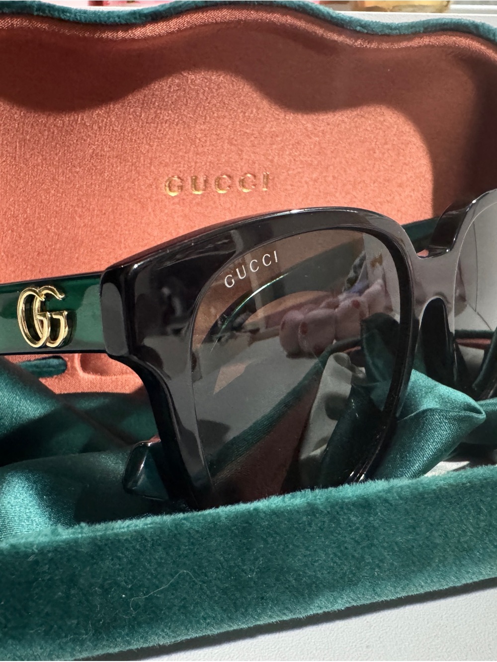 Gucci Black and Green GG Accent Square Sunglasses